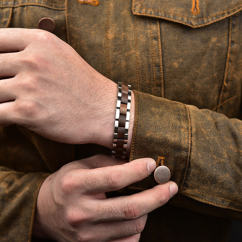 Naturkraft - Armband aus Walnussholz und schimmerndem Edelstahl