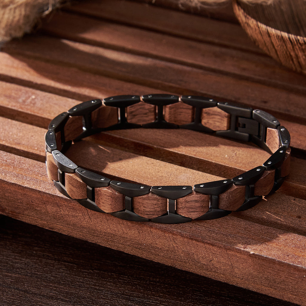 Sturmnacht - Armband aus Walnussholz und farbigem Edelstahl