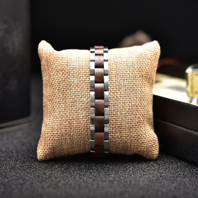 Naturliebe - Armband aus Walnussholz und schimmerndem Edelstahl