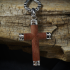 Kreuz - aus Walnussholz und Edelstahl