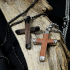 Kreuz - aus Walnussholz und Edelstahl